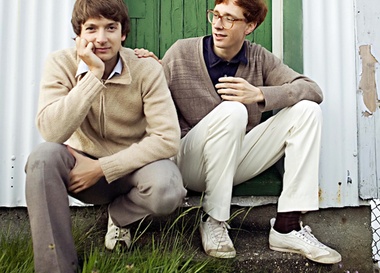  Kings of Convenience  Tesla Boy  « »